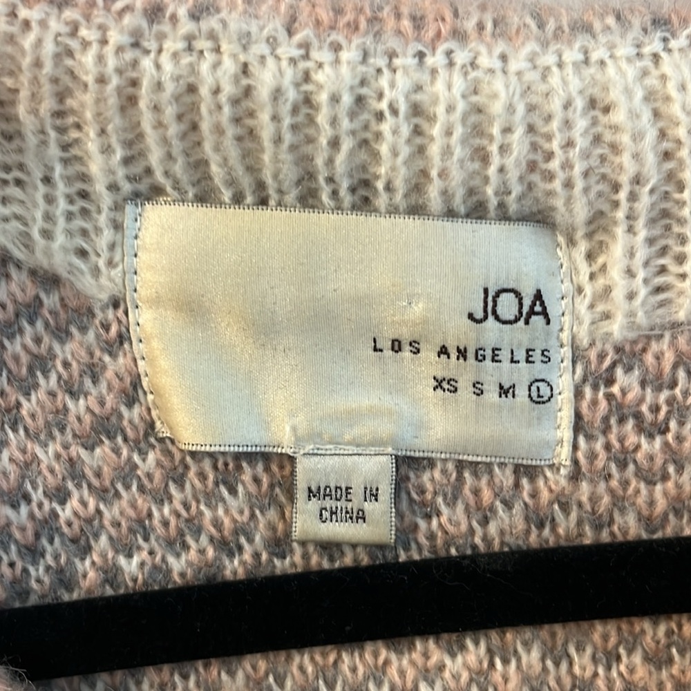 J.O.A. Pink and Gray Crew Neck Sweater - Picture 2 of 5